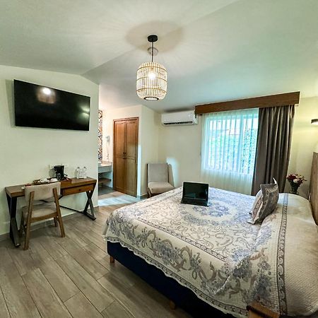 Hotel Isabel Guadalajara Dış mekan fotoğraf
